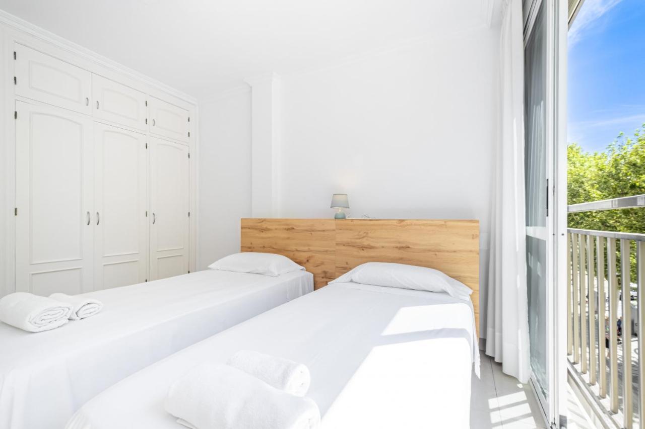 Ilice 3-D Apartment Levante Beach Бенідорм Екстер'єр фото
